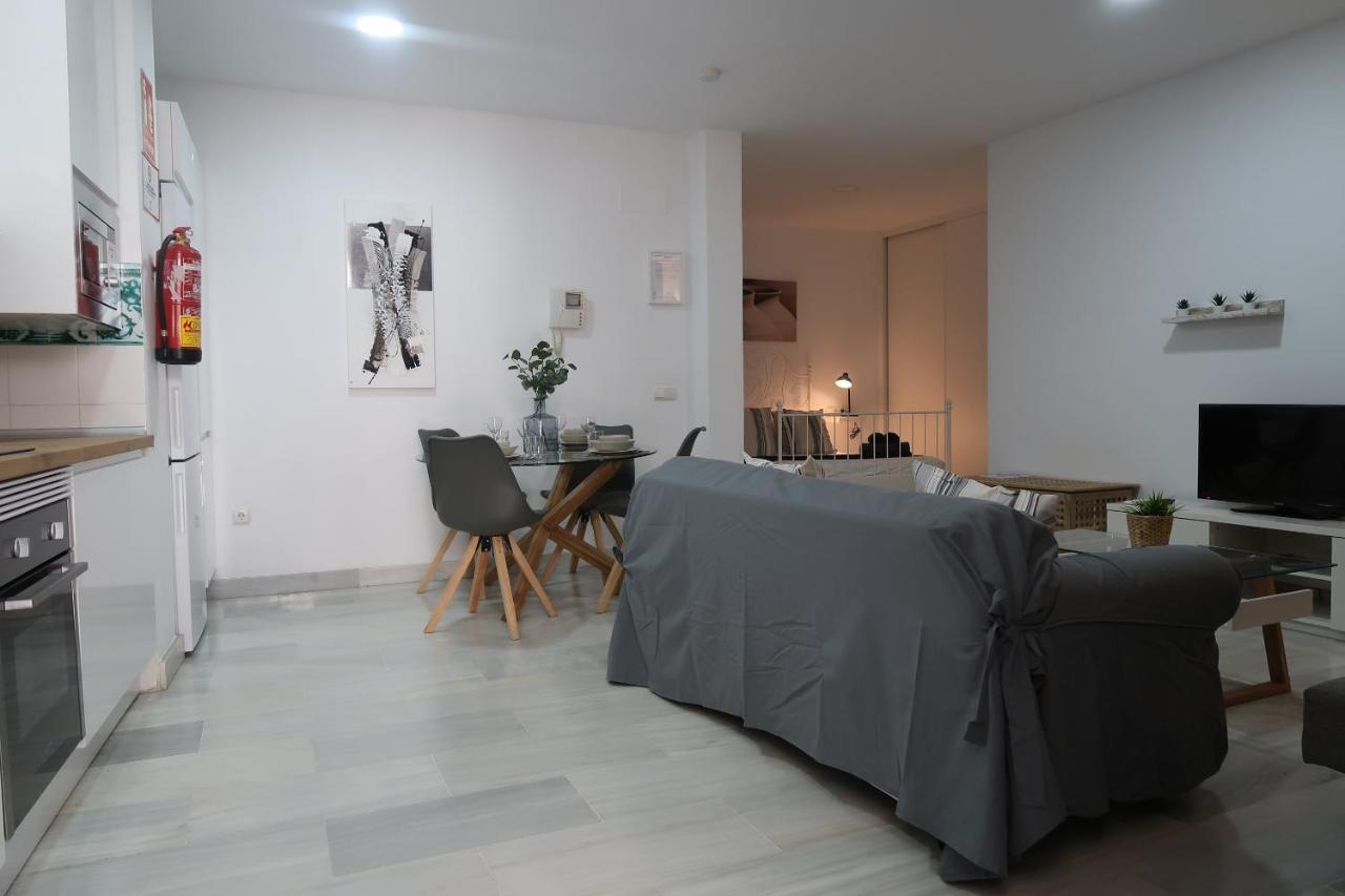 J & E Malaga Center Apartamentos Exteriér fotografie